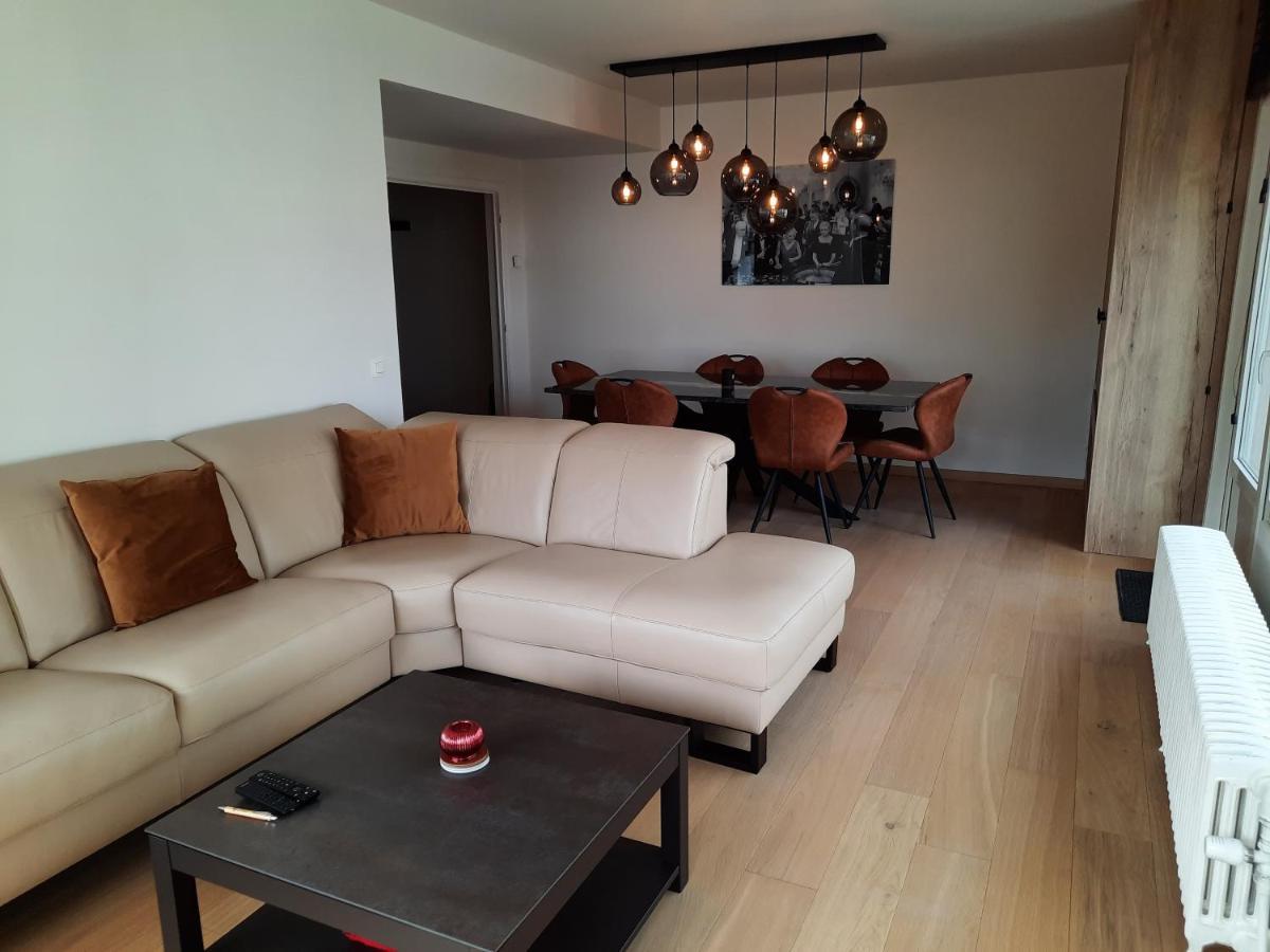 Lichtrijk En Comfortabel Hoekappartement Met Gratis Parking En Zeer Centraal Gelegen - Comme Chez Soi Ostende Extérieur photo