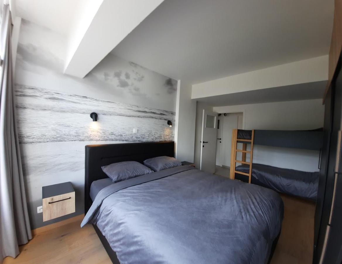 Lichtrijk En Comfortabel Hoekappartement Met Gratis Parking En Zeer Centraal Gelegen - Comme Chez Soi Ostende Extérieur photo
