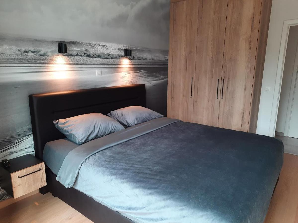 Lichtrijk En Comfortabel Hoekappartement Met Gratis Parking En Zeer Centraal Gelegen - Comme Chez Soi Ostende Extérieur photo