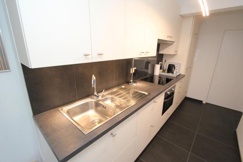 Lichtrijk En Comfortabel Hoekappartement Met Gratis Parking En Zeer Centraal Gelegen - Comme Chez Soi Ostende Extérieur photo