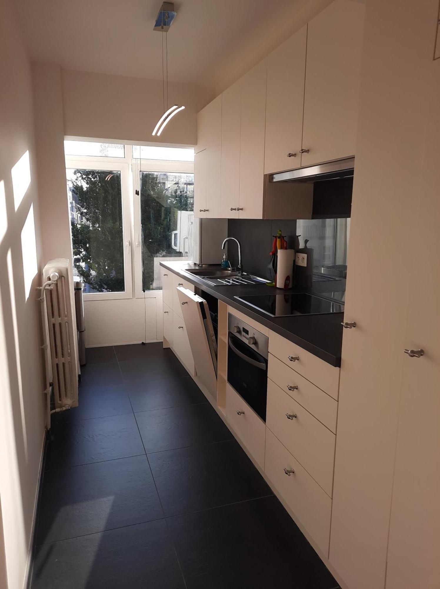 Lichtrijk En Comfortabel Hoekappartement Met Gratis Parking En Zeer Centraal Gelegen - Comme Chez Soi Ostende Extérieur photo